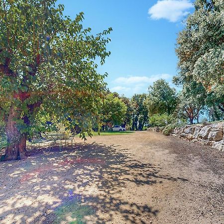 Awesome Home In Bollene With Wifi Exterior photo